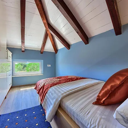 Ferienhaus Cozy In *